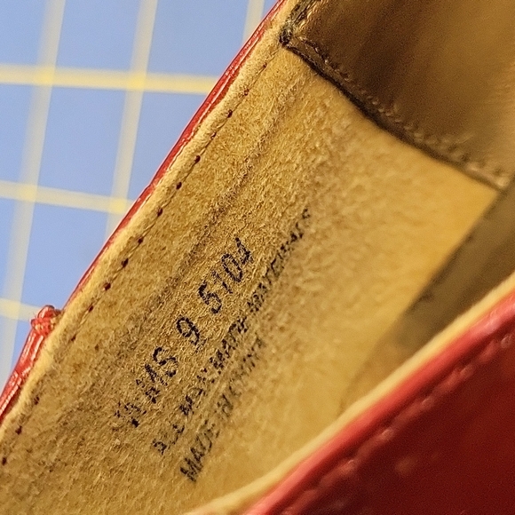 Cato Wine Metal Chain Accent Size 9 Pumps - Picture 4 of 6